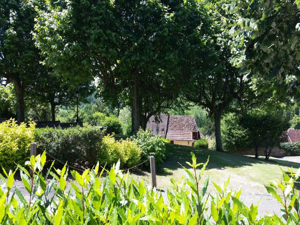 Bed and Breakfast Le Montaigne Saint-Alvère Exterior foto